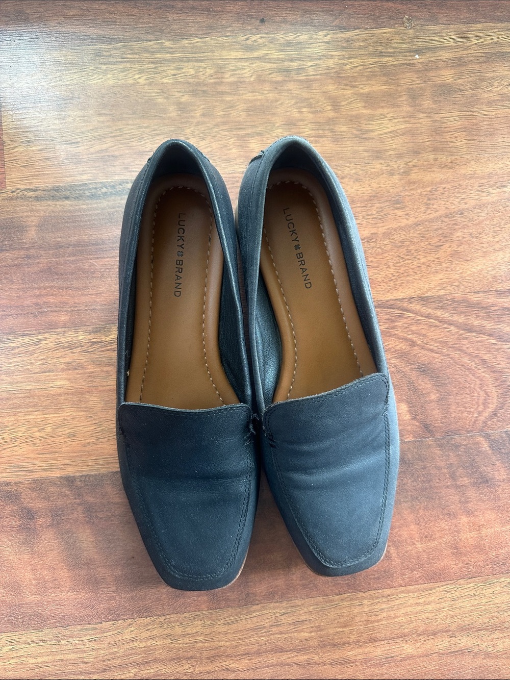 Lucky Brand Black Leather size 9  Slip-On Loafers